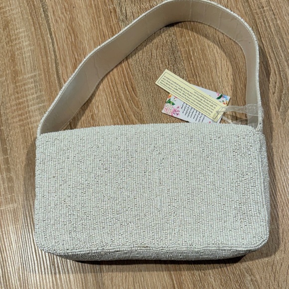 VIRAL BEADED BAG! Handcrafted in India travel beaded bag! - Picture 2 of 3